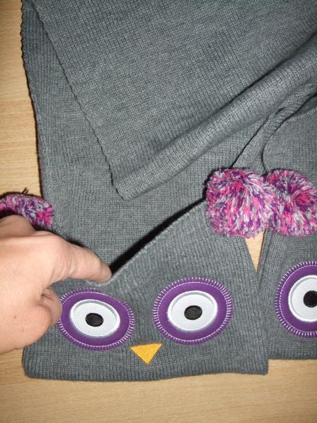 Šála sovičky s kapsami na ruky, 122