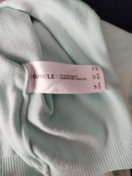 Svetr zn. capsule vel.40, 40
