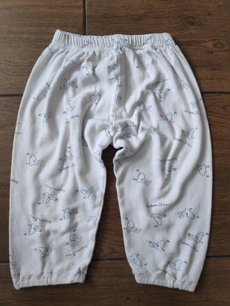 Pyžamové kalhoty, 104