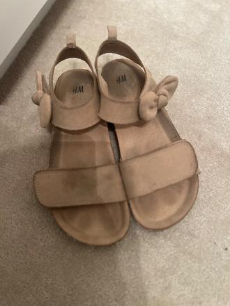 Sandále na parádu, h&m,33