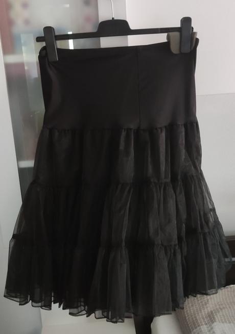 Vánoční šaty se spodní sukní uni - odpovídá vel. l, 