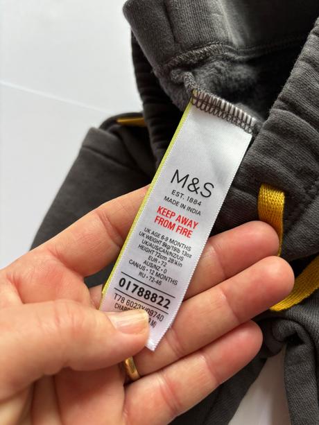 K1/ teplačky disney - v.6/9 měs, disney,74