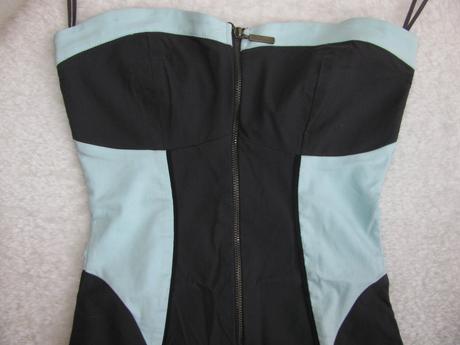 Elastické šaty kombinace černé světle modré,tyrkys, bershka,s