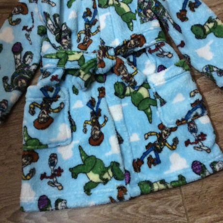 Heboučký župan ,,toy story", 98