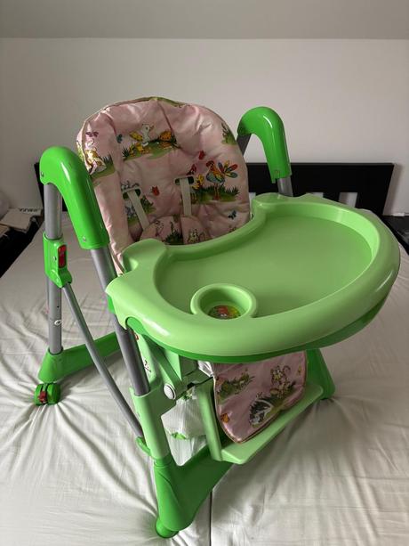 Židlička s pultem polohovatelná s příslušenstvím, 