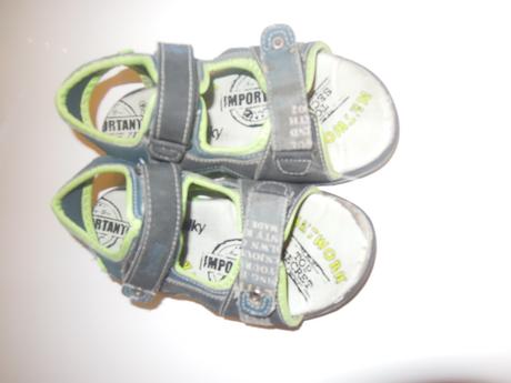 Dětské sandálky, 31