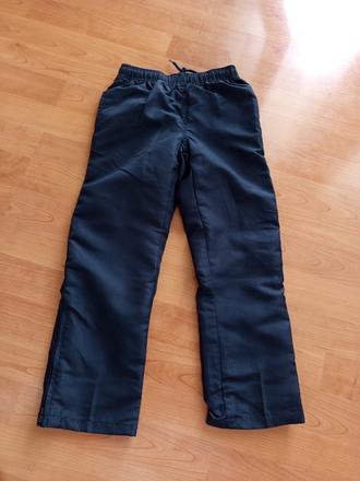 Šusťákové kalhoty, 122