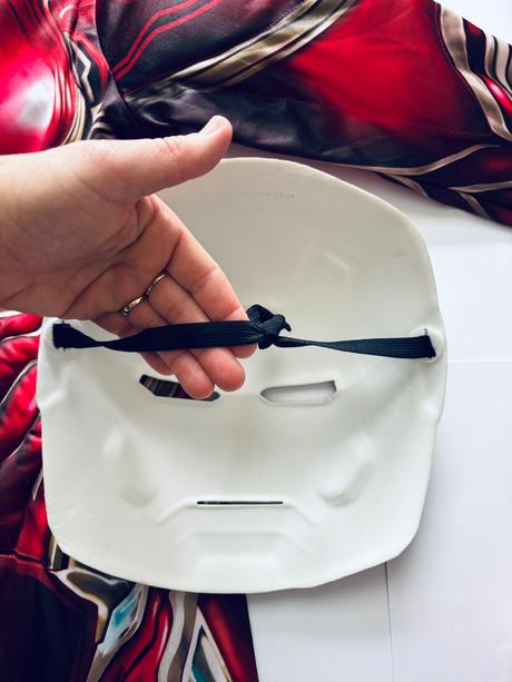 An16/ kostým iron man- v.7/8 let, 