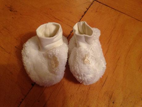 Dětský komplet - rukavičky, capáčky a "botičky", 56