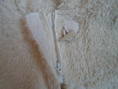 Bílá chlupatá bunda bundička kabátek chlupatka, f&f,104