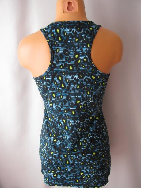 Sportovní funkční triko, 38