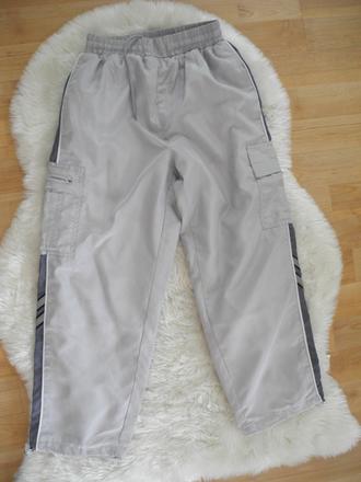 Šusťákové kalhoty, 128