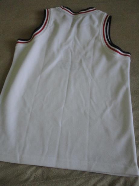 V top stavu sportovní tílko ca, vel. 146/152, c&a,152