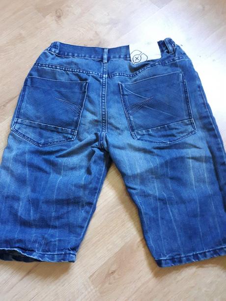 Peckovní džínové riflové šortky kraťasy, c&a,152