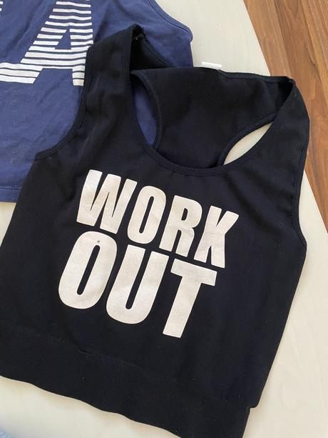 Crop topy, vel cca s/m i méně, reserved, pure smar, s