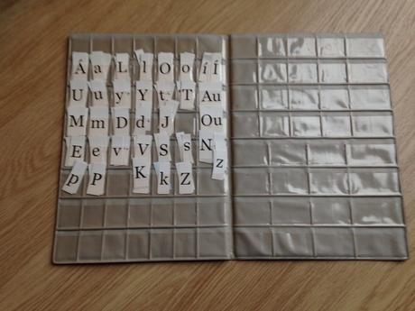 Desky na písmena, abecedu, 