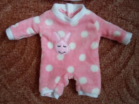 Růžový komplet overal a čepička pro panenky, 