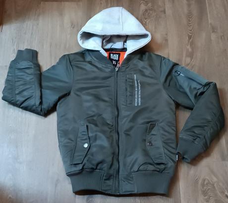 Chlapecký khaki bomber zn. black squad,vel.xs, xs