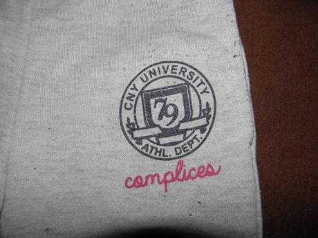 Úzké tepláky zn. complices vel.110, 110