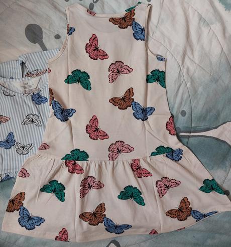 2x šaty motýlci, h&m,110