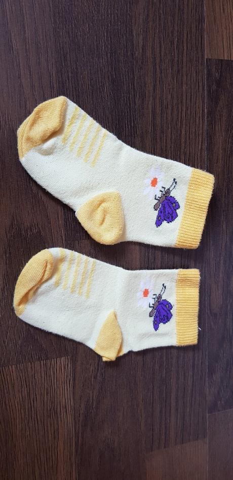 Ponožky s motylkem, 24