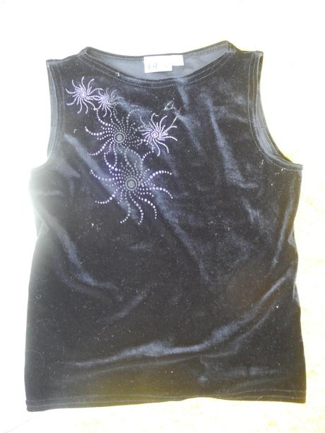 Sametový komplet, 128