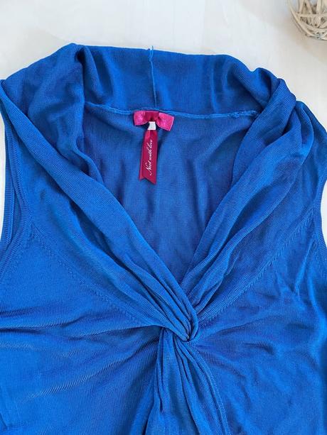 Modrý top do uzlu mezi košíčky, vel m, next, next,m