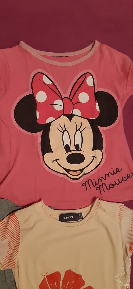 Trička vel. 98/104, 98