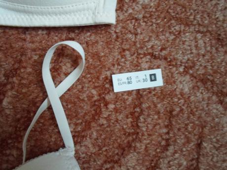 Béžová dívčí podprsenka 65b, 65b