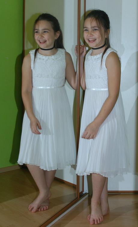 Slavnostní sváteční společenké dívčí šaty, 128