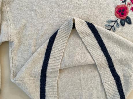 Svetr s květinou, vel 22/5xl i volně méně, tu woma, 5xl