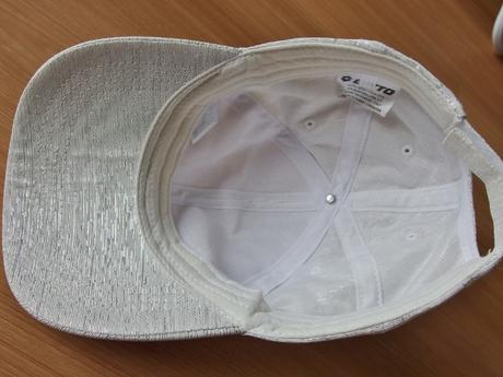 Kšiltovka třpytivá zn. lotto 8-12 let - top stav, lotto,140