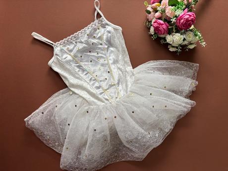 An8/ dres baletky - v.6/8 let, 116