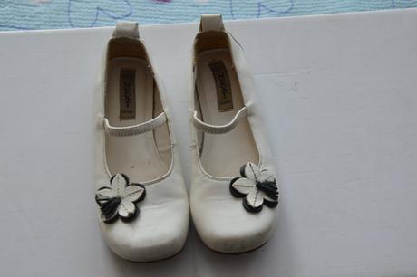 Bílé balerínky s kytkama, uk12, vel. 31-32, next,31