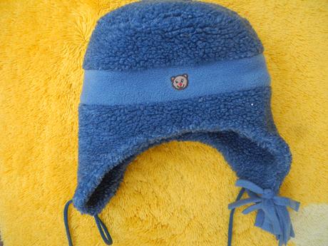 Chlupatá čepice, 98