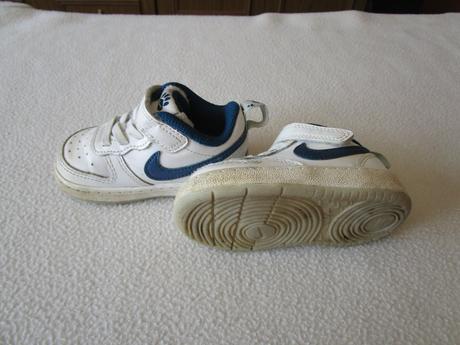 Pěkné tenisky nike, zapínání na suchý zip, č. 21, nike,21