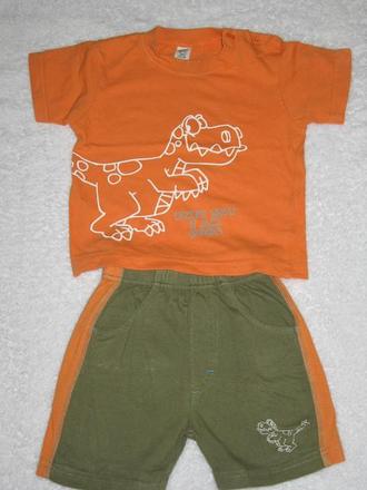 Komplet - kraťasy a tričko, c&a,74