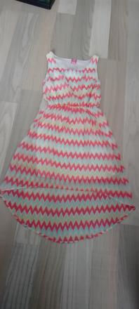 Vzdušné šaty, 128