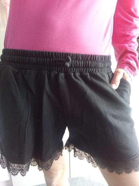 Šortky zn."elle noy" vel."44/46", elle