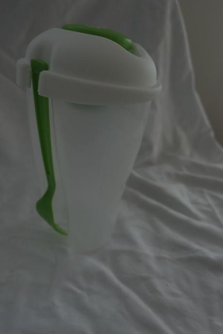 Herbalife - kelímek s vidličkou a vložkou,