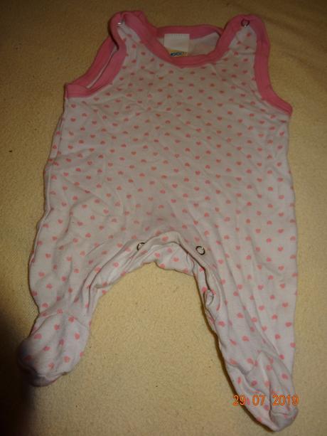 Dívčí dupačky, 56