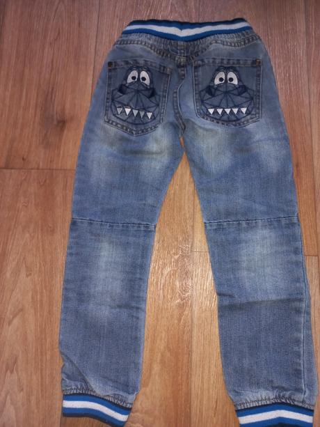 Rifle s dinosaurem, kiki&koko,122