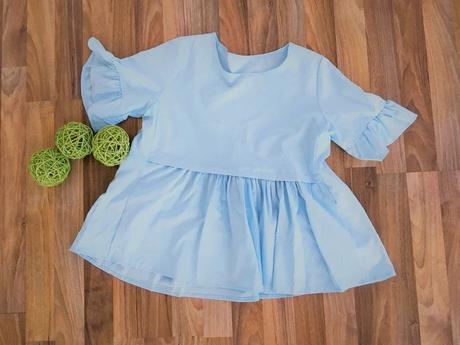 Nová nabíraná modrá halenka, vel s, s