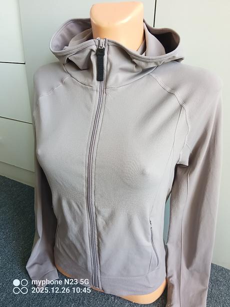 Mikina zn."think fit" vel.'40/42", 40