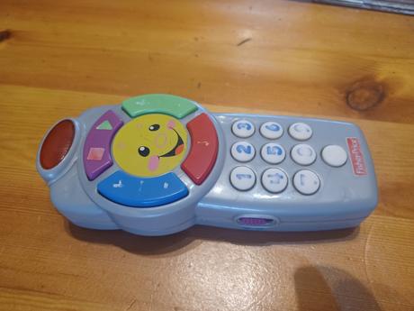 Fisher price výukový dálkový ovladač,
