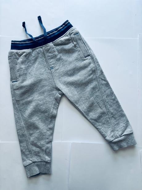 Tepláky šedé - v.12/18 mes, miniclub,86