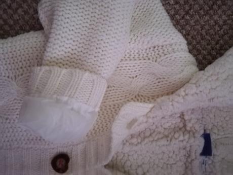 Teplý svetr, lupilu,110