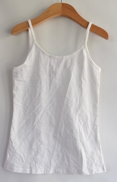 Tílko vel. 8 - 9 let, f&f,134