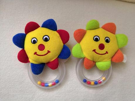 Kousátka, chrastítka, 