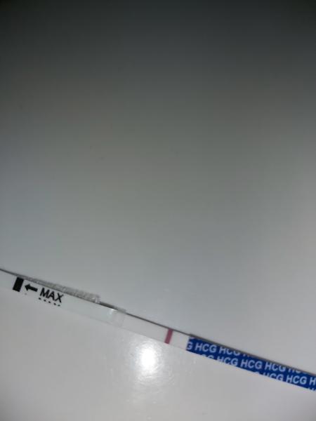 Vynechaná menstruace a křeče. Může test lhat?